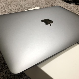 12インチMacBook (2017年) 今年購入しました！特典付き！