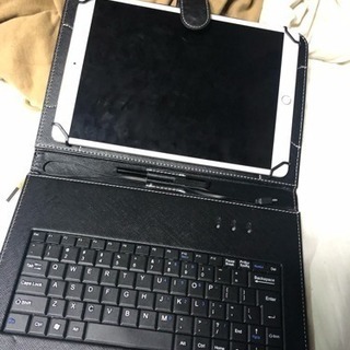 タブレットケース キーボード機能付き