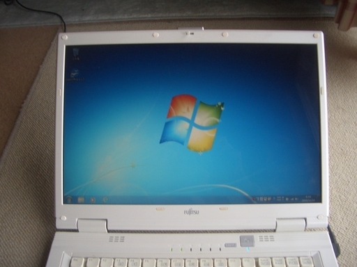Windows7 ノートパソコン　FMV-BIBLO NF/A50　すぐに使用できます