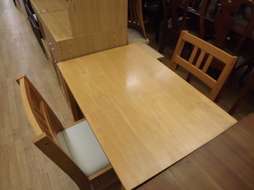 2人掛けダイニングセット　木製　テーブル　イス×2脚　引出し収納付き　幅９０ｃｍ　札幌　西岡店
