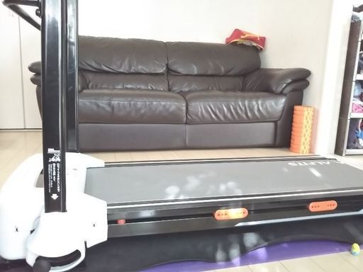 ランニングマシーン ルームランナー