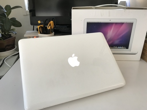 Mac MacBook Core2 2.26GHz/2GB/SSD 120GB