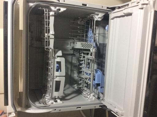 パナソニック食器洗い乾燥機 2013年製 NP-TR6-W