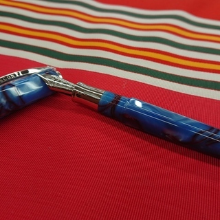 日本未発売限定70本 万年筆 VISCONTI(ビスコンティ) オペラ 日本未発売限定70本 万年筆 VISCONTI(ビスコンティ) オペラ