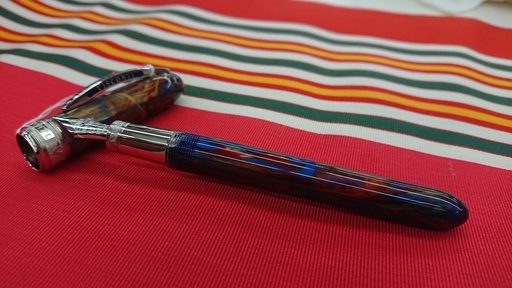 300本限定　万年筆　VISCONTI(ビスコンティ)　ミディアム　トラモント