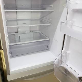 冷蔵庫　HITACHI　2016年　265L　R-27GV