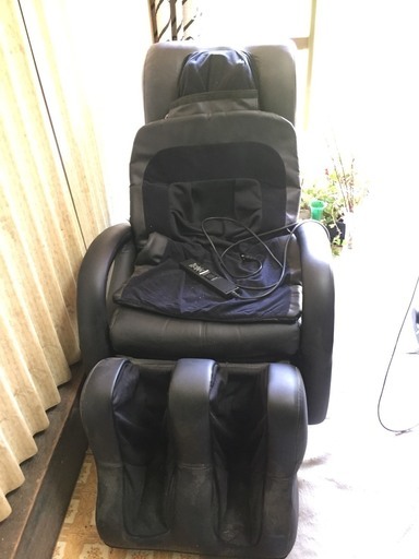 マッサージ器 マッサージチェアー E61
