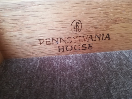 【価格改定】PENNSYLVANIA HOUSE アメリカントラディショナル家具 ナイトテーブル サイドテーブル