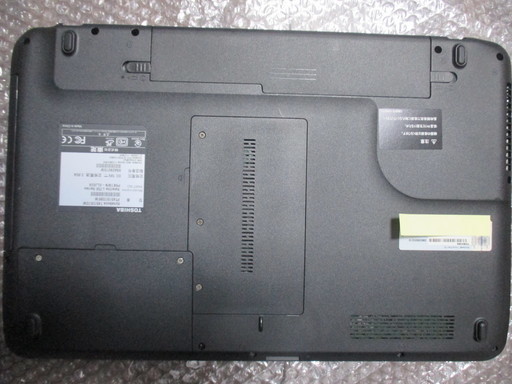 【美品】東芝dynabook T451/57DW Corei7／4GB／16０GB ノートパソコンリカバリー済 中古動作品