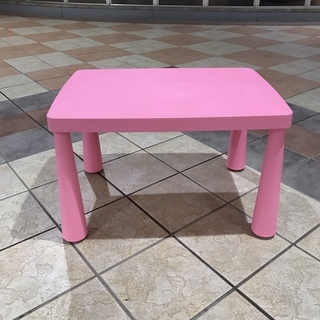 Ikeaのピンクテーブル トレファク中央林間店 中央林間のテーブル 座卓 ローテーブル の中古あげます 譲ります ジモティーで不用品の処分