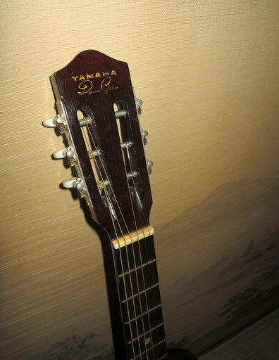 ヤマハダイナミックギターB10 ギタースタンド付き