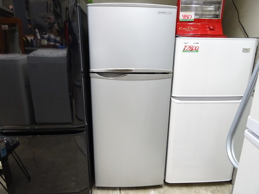 シャープ　2ドア冷蔵庫　ST-H12W 2013年製