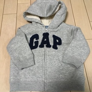 タグ付き新品☆GAPもこもこパーカ