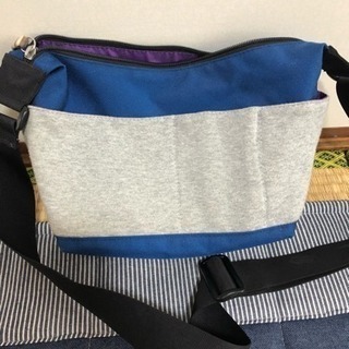 Chumsのショルダーバッグ あぐり 北九州のバッグの中古あげます 譲ります ジモティーで不用品の処分