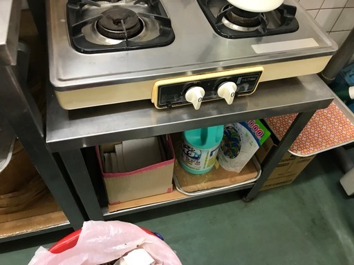 業務用 ステンレス 作業台 600×300×600 調理台 ワークテーブル キッチン作業台 調理作業台 中古○