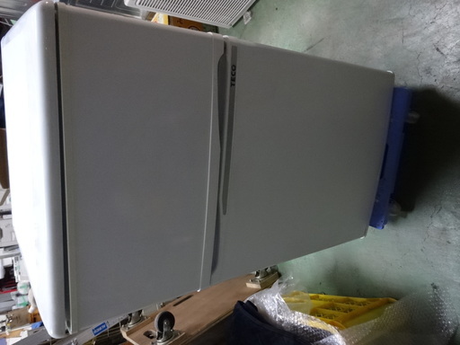 西１０　TECO　テコ　２ドア冷蔵庫　８８L　LR0901WA