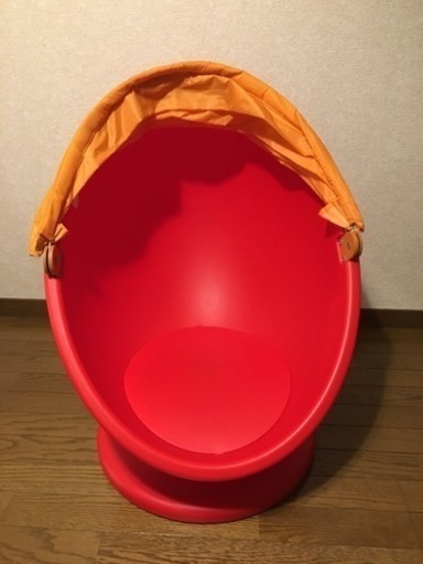 値下げしました Ikeaタマゴ型回転チェア Kana 両国のキッズ用品 その他 の中古あげます 譲ります ジモティーで不用品の処分