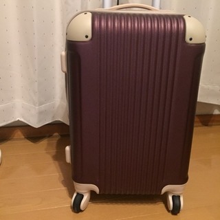 新品☆キャリーバッグ Sサイズ ワインレッド スーツケース