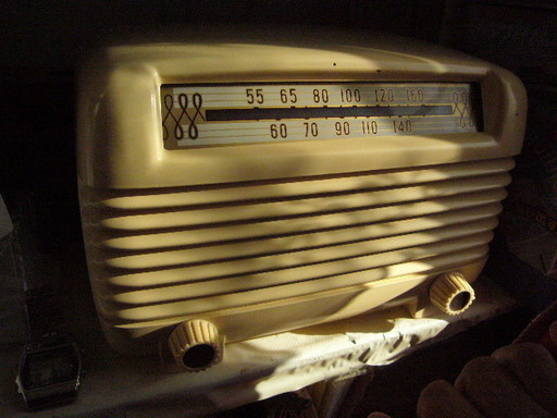1940年代アメリカフィルコのラジオ・ベークドライト製