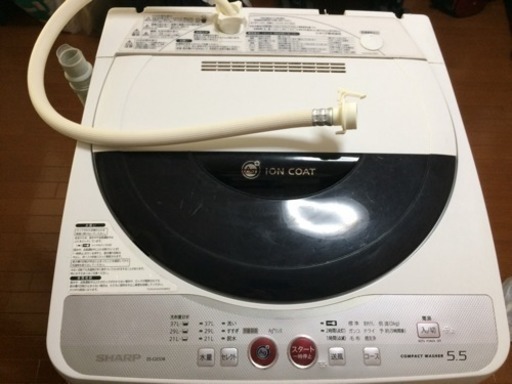 【取引中】シャープ 洗濯機5.5kg 2011年製