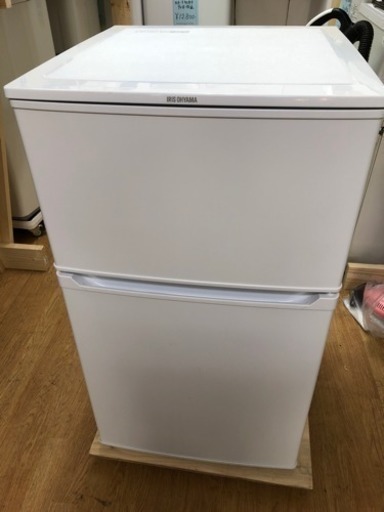 新春大特価セール開催中！ IRISOHYAMA ノンフロン冷凍冷蔵庫 IRR-A09TW-W　90L　2018年製