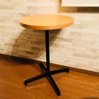 【11/19(月)14時】カフェテーブル、椅子付き