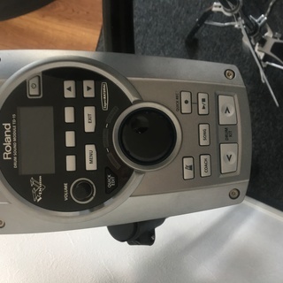 電子ドラムセット　Roland TD-15KV