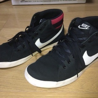 【交渉中】NIKEのハイカットスニーカー27.0cm