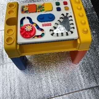 Fisher Price テーブル型おもちゃ