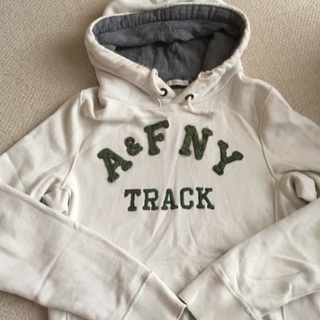 Abercrombie Fitch アバクロ パーカー かりん 西宮のパーカー メンズ の中古 古着あげます 譲ります ジモティーで不用品の処分