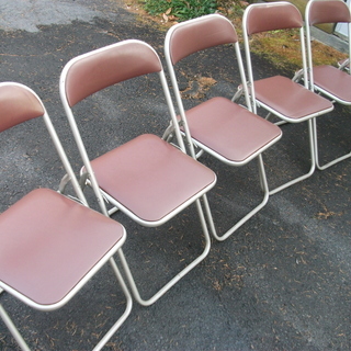 折りたたみ椅子　