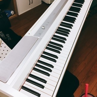電子ピアノ☆
