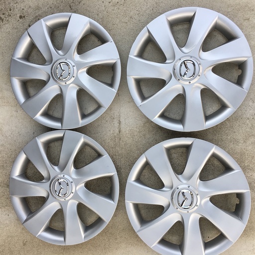 未使用品 マツダ純正 15インチ ホイールキャップ カバー 4枚 アクセラ 引き取り推奨 フクちゃん 那須塩原のタイヤ ホイールの中古あげます 譲ります ジモティーで不用品の処分