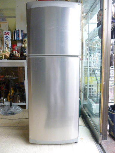 三菱冷蔵庫　ＭＲ－Ｔ１６Ｎ－Ｔ