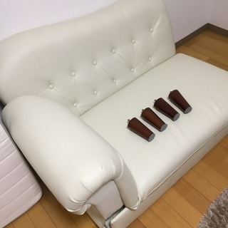 2人掛けソファ（2年前購入）美品