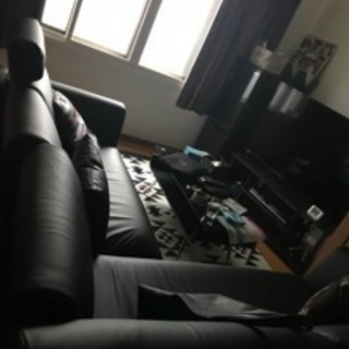 取りに来られる方限定。コーナーソファー