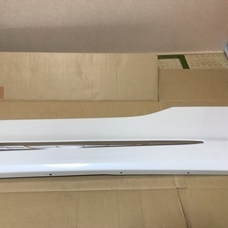 30ヴェルファイア前期モデリスタ サイドスカートRH