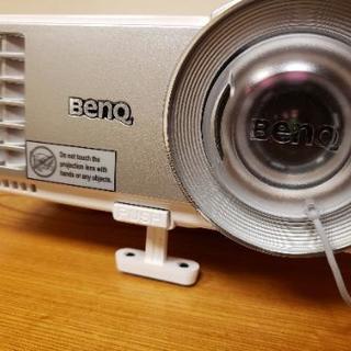 BenQ 短焦点プロジェクタ MW632ST 【スクリーンおまけ！】 - 家電
