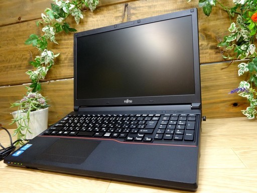 16000円【第4世代i3】人気の富士通★ A574/K★メモリ4GB★HDD250GB★win10 32bit DVDRW USBwifi B001
