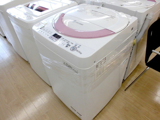 安心の6ヶ月保証付！2013年製SHARP(シャープ)ES-FE60N-Pの6.0kg全自動洗濯機です！