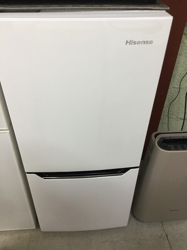 【送料無料・設置無料サービス有り】冷蔵庫 2016年製 Hisense HR-D1301 中古