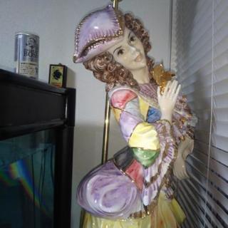 重量50kg天然大理石付きイタリア製ランプ陶器人形