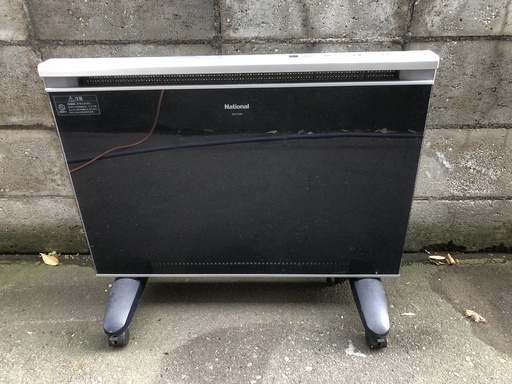 自分で使ったら手放せなくなりました。National　遠赤外線パネルヒーター　DS-P1200