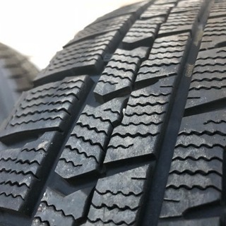 バリ溝 スタッドレスタイヤ 205/60/16