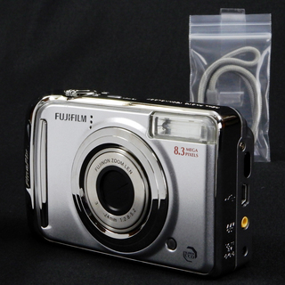 FUJIFILM デジタルカメラ FinePix A800 シル...