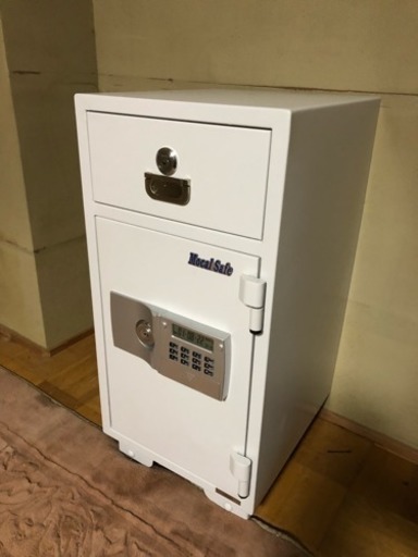 金庫