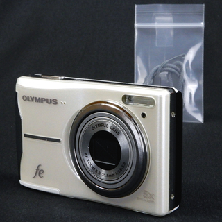 OLYMPUS デジタルカメラ CAMEDIA FE-46 12...
