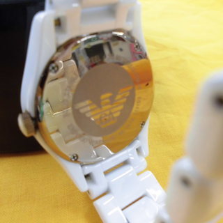 エンポリオアルマーニ/EMPORIO ARMANI クォーツ 腕時計 CERAMICA セラミカ AR1418 レディース 西岡店