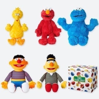 タグ付 ユニクロ カウズ セサミストリート コンプリート 5体 Kaws ユニクロ カウズ セサミストリート UNIQLO kaws コンプリート トイ