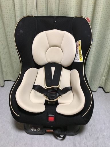 美品 ピジョン チャイルドシート キュピオ